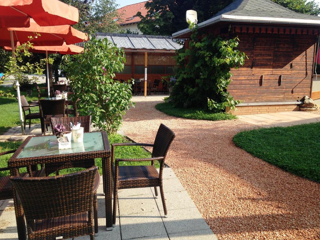Hotel Zur Kanone Tautenhain ภายนอก รูปภาพ
